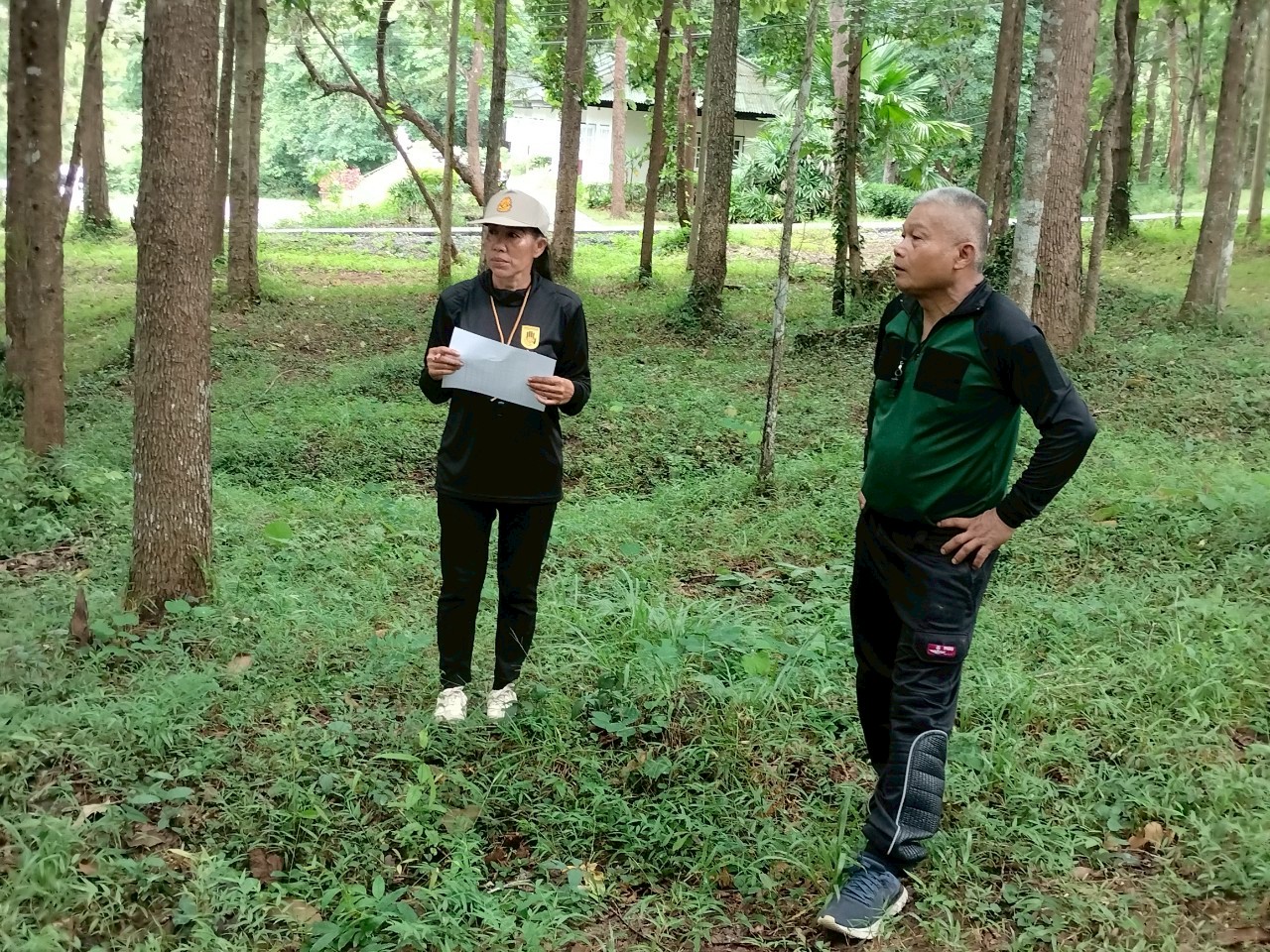 LINE_ALBUM_ทบทวน อปพร. 68_250813_381_397.jpg